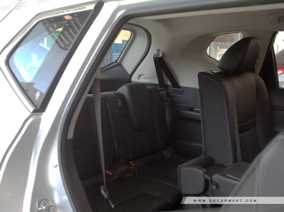 https://i.i-sgcm.com/new_cars/cars/11469/11469_g32