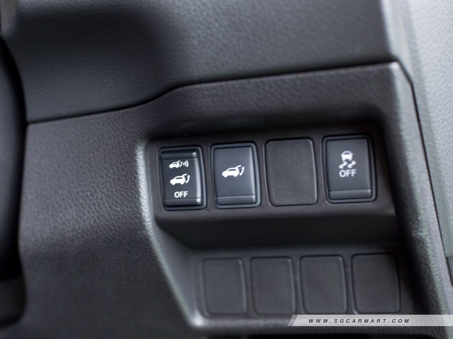 https://i.i-sgcm.com/new_cars/cars/11469/11469_g40