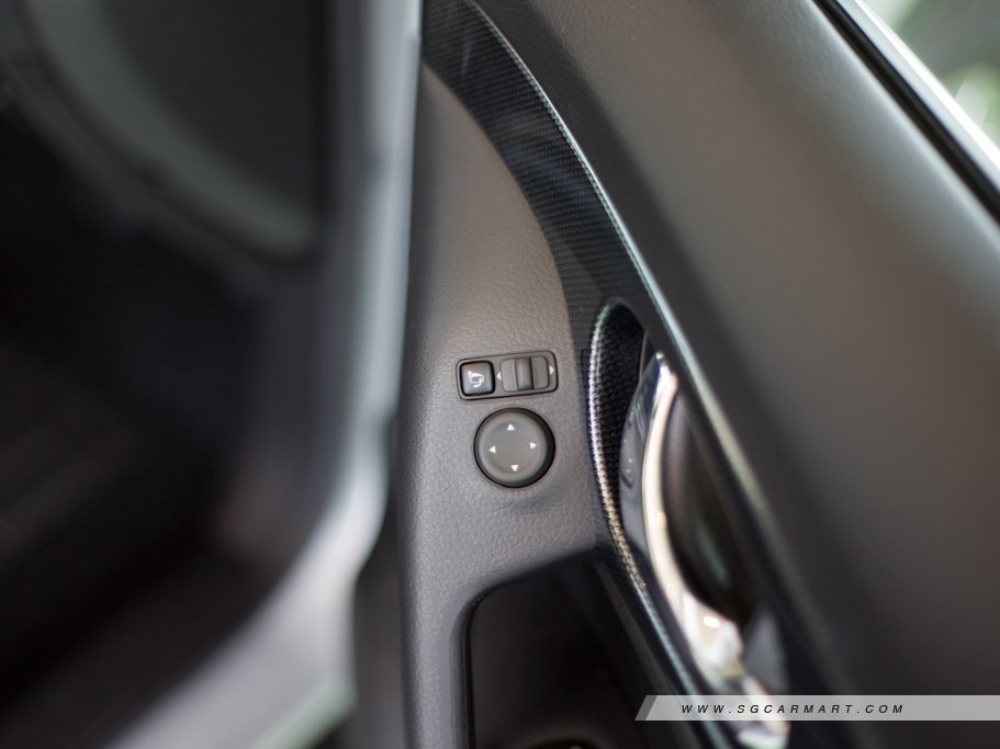 https://i.i-sgcm.com/new_cars/cars/11469/11469_g41