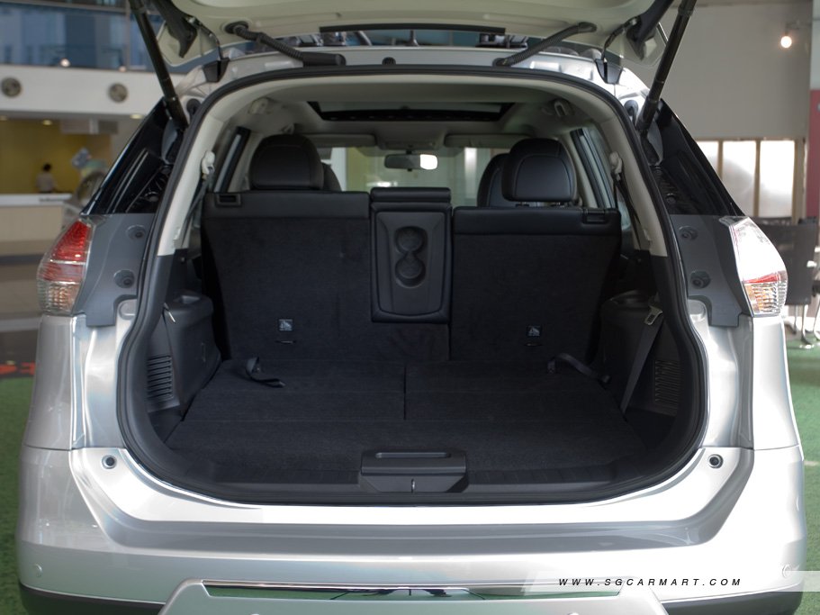 https://i.i-sgcm.com/new_cars/cars/11469/11469_g52