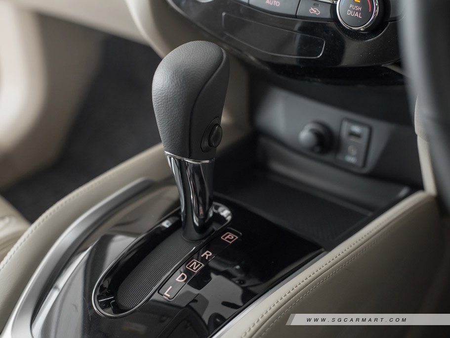 https://i.i-sgcm.com/new_cars/cars/11469/11469_g96