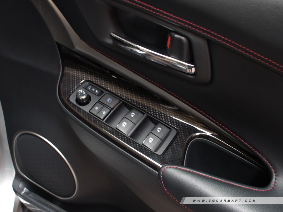 https://i.i-sgcm.com/new_cars/cars/11474/11474_g105