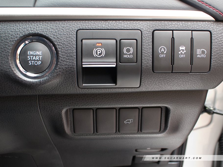 https://i.i-sgcm.com/new_cars/cars/11474/11474_g116