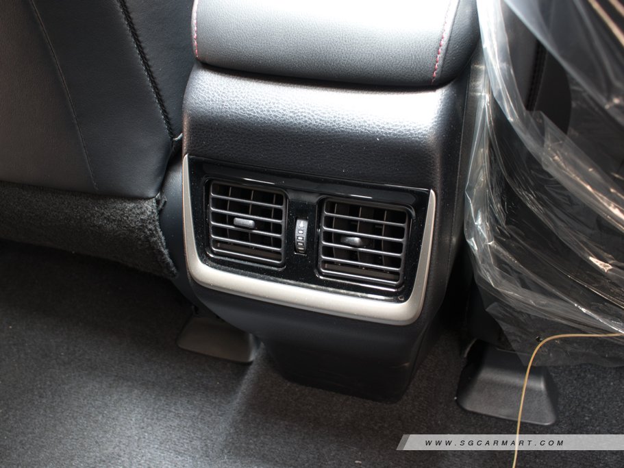https://i.i-sgcm.com/new_cars/cars/11474/11474_g122