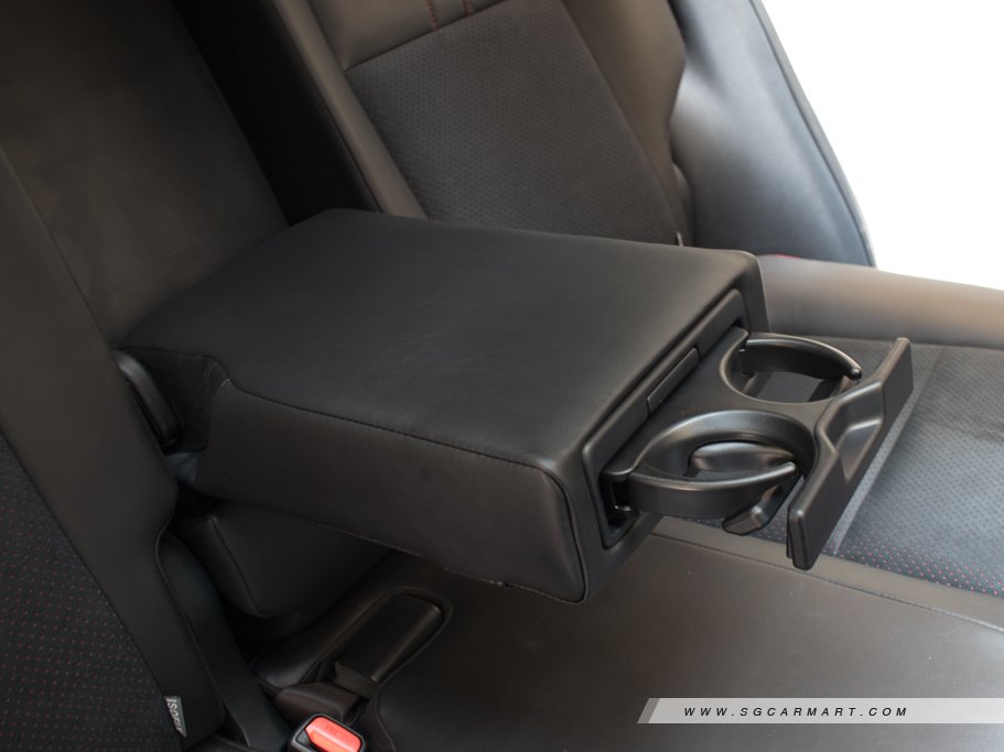 https://i.i-sgcm.com/new_cars/cars/11474/11474_g123