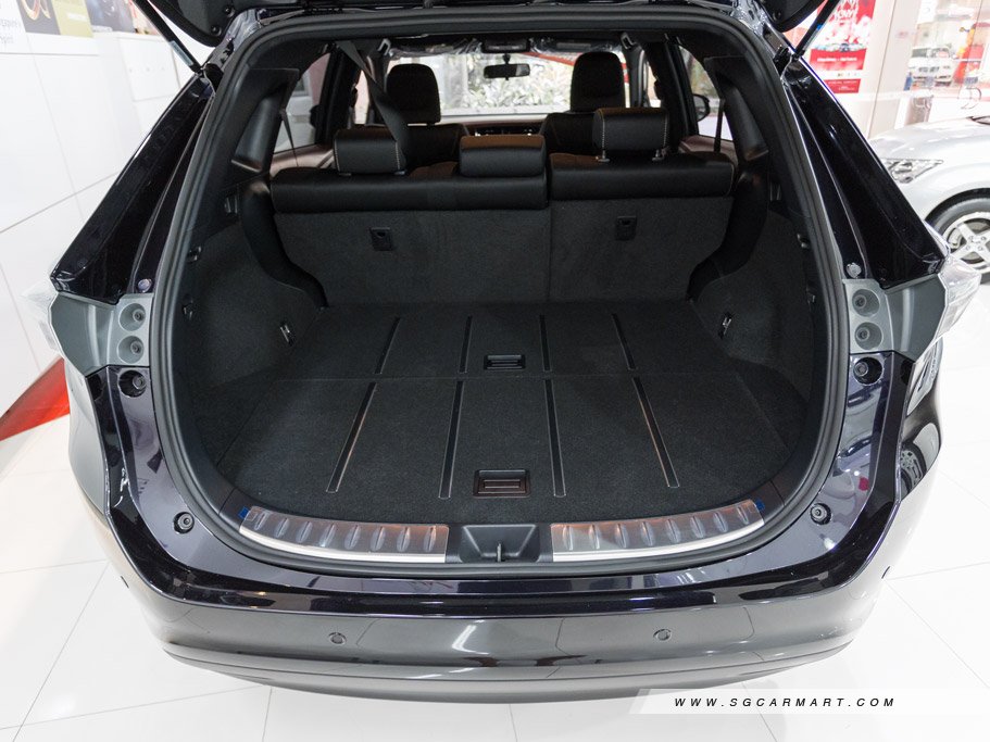 https://i.i-sgcm.com/new_cars/cars/11474/11474_g37