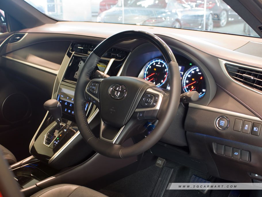 https://i.i-sgcm.com/new_cars/cars/11474/11474_g49