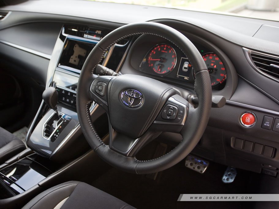 https://i.i-sgcm.com/new_cars/cars/11474/11474_g77