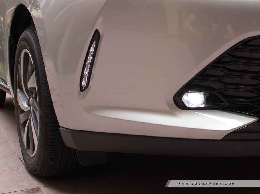 https://i.i-sgcm.com/new_cars/cars/11474/11474_g92