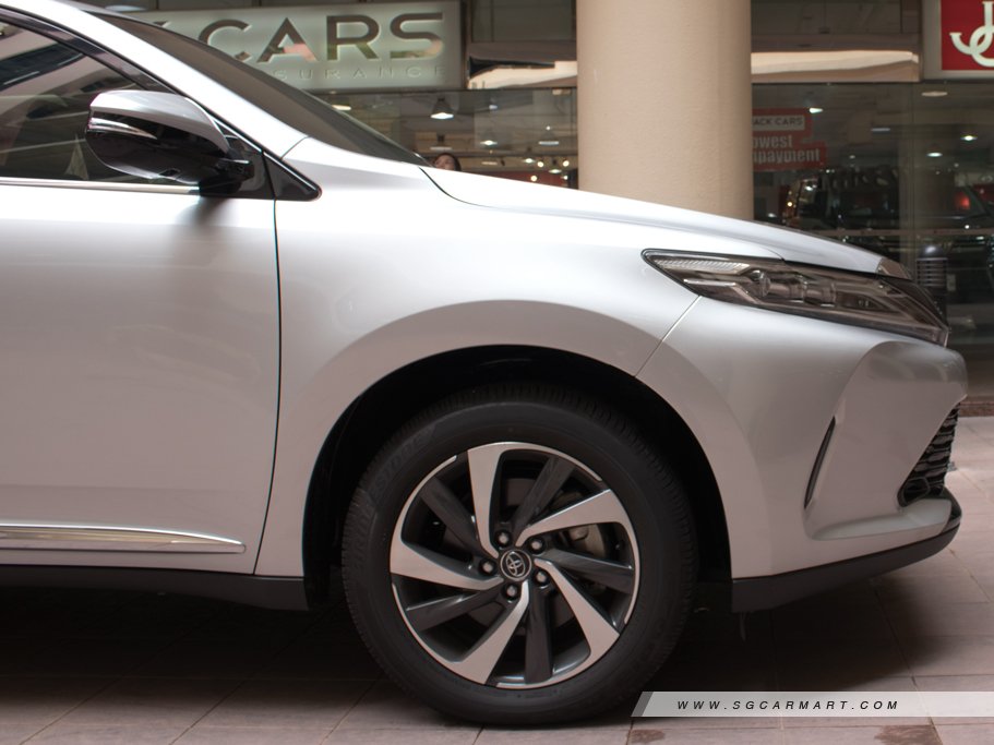 https://i.i-sgcm.com/new_cars/cars/11474/11474_g94