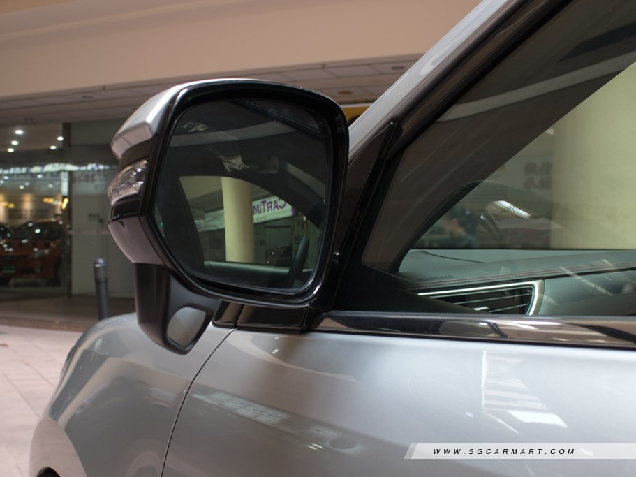 https://i.i-sgcm.com/new_cars/cars/11474/11474_g97
