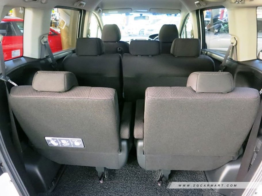 New Honda Freed Photos, Photo Gallery - Sgcarmart