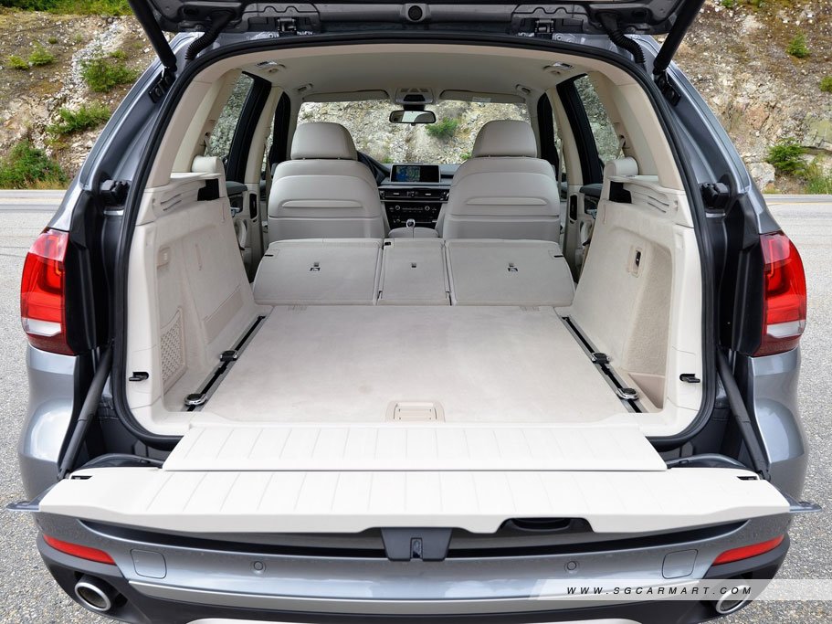 https://i.i-sgcm.com/new_cars/cars/11481/11481_g10