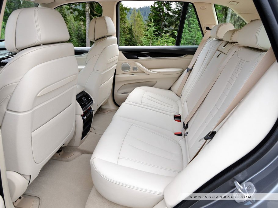 https://i.i-sgcm.com/new_cars/cars/11481/11481_g14