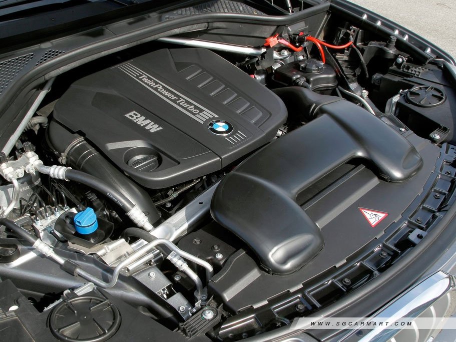 https://i.i-sgcm.com/new_cars/cars/11481/11481_g19