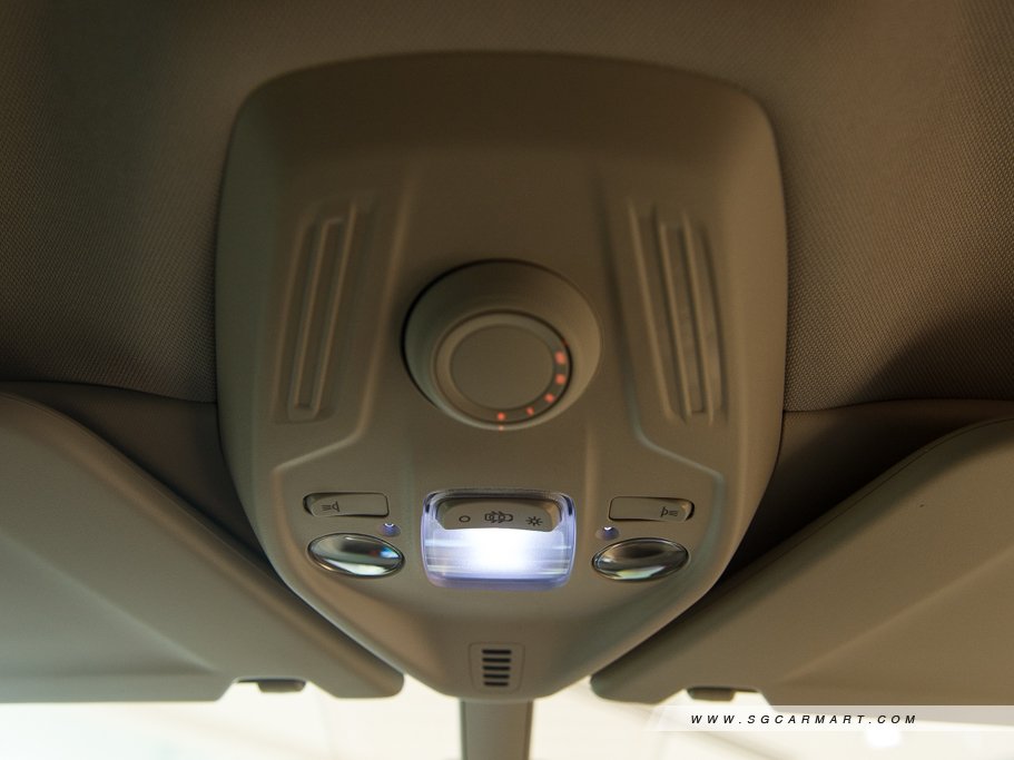 https://i.i-sgcm.com/new_cars/cars/11484/11484_g39