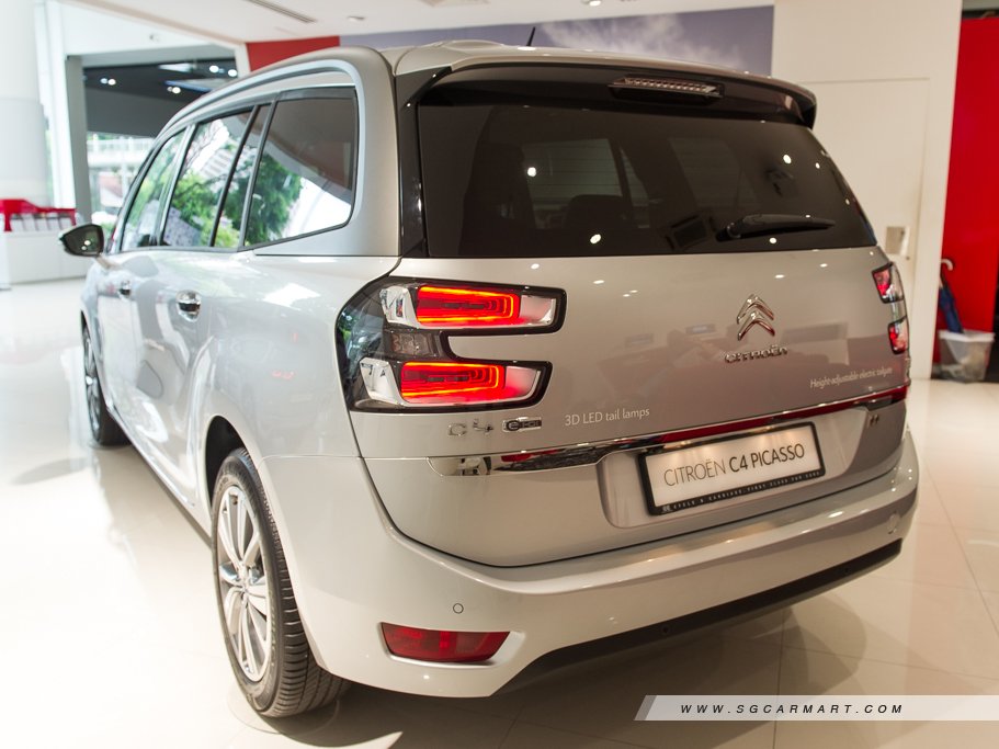 https://i.i-sgcm.com/new_cars/cars/11484/11484_g6