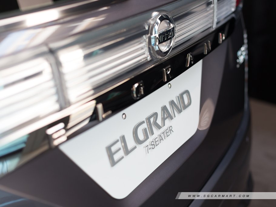 https://i.i-sgcm.com/new_cars/cars/11487/11487_g12