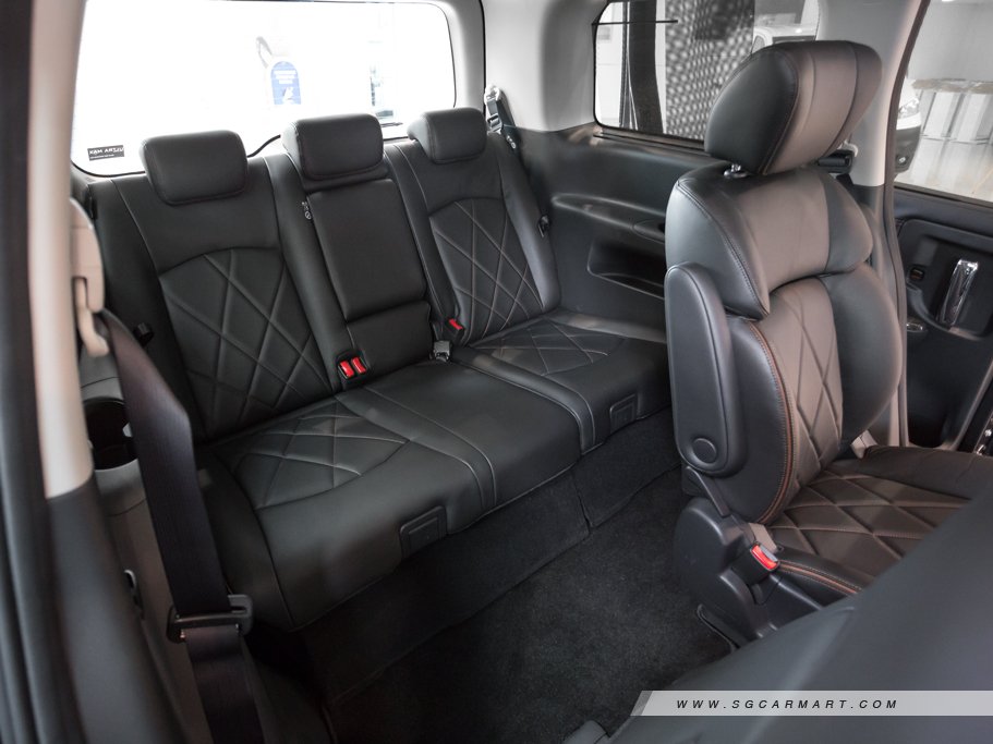 https://i.i-sgcm.com/new_cars/cars/11487/11487_g17