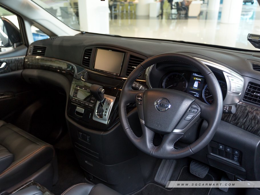 https://i.i-sgcm.com/new_cars/cars/11487/11487_g19