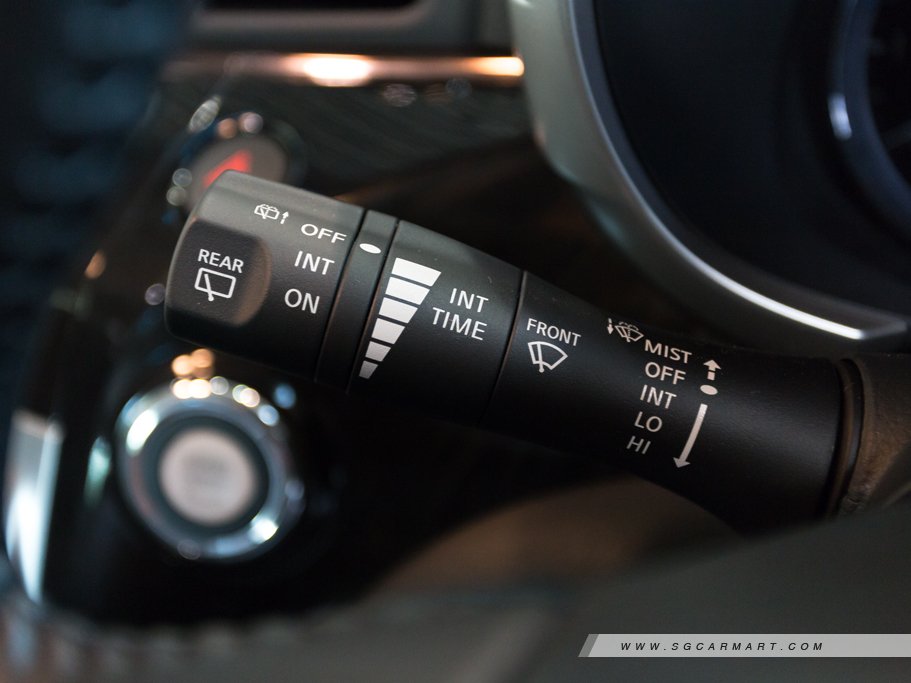 https://i.i-sgcm.com/new_cars/cars/11487/11487_g22