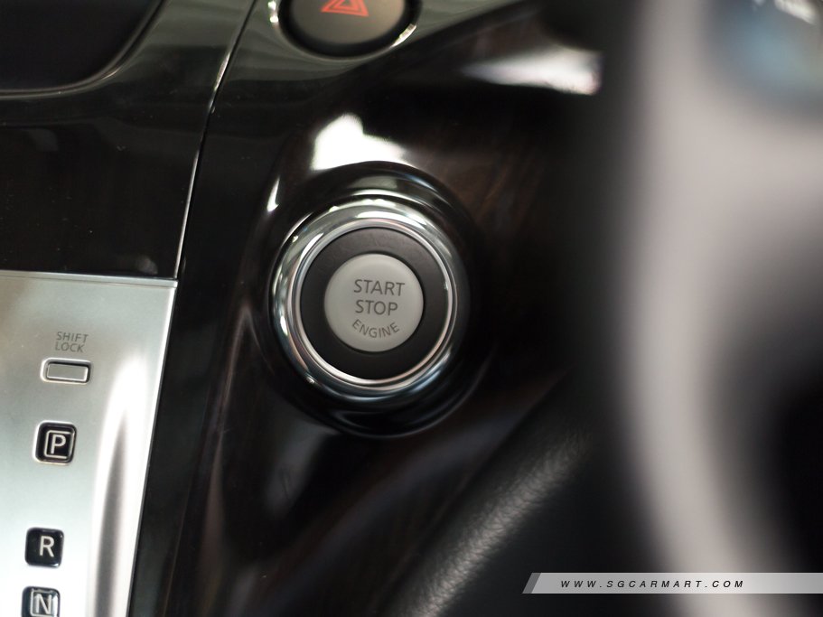 https://i.i-sgcm.com/new_cars/cars/11487/11487_g27