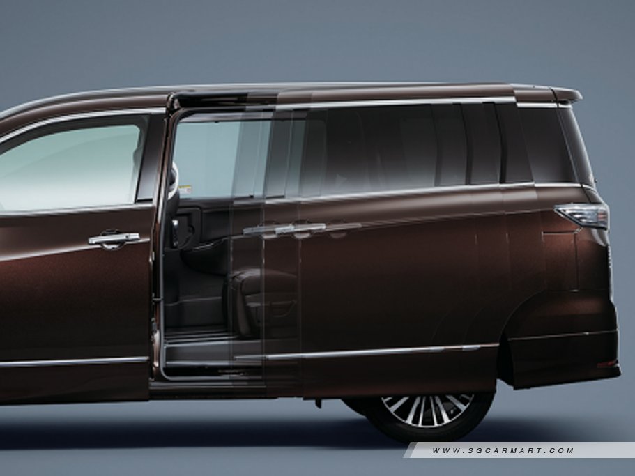 https://i.i-sgcm.com/new_cars/cars/11487/11487_g43