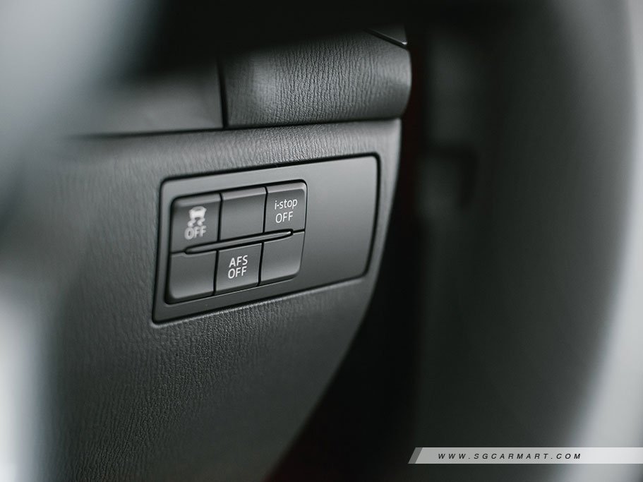 https://i.i-sgcm.com/new_cars/cars/11491/11491_g23