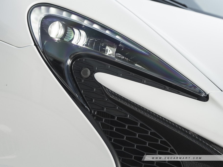 https://i.i-sgcm.com/new_cars/cars/11493/11493_g13