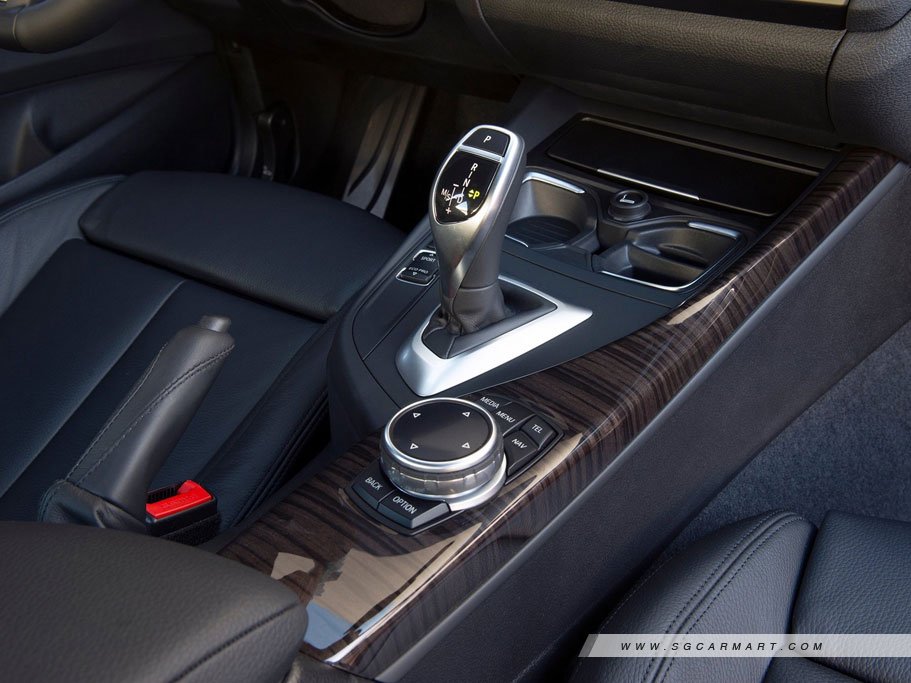 https://i.i-sgcm.com/new_cars/cars/11494/11494_g11