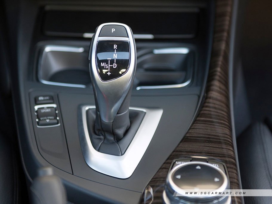 https://i.i-sgcm.com/new_cars/cars/11494/11494_g12