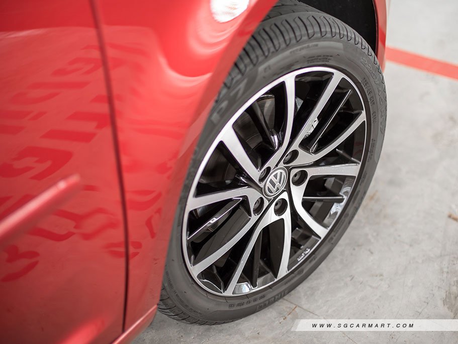 https://i.i-sgcm.com/new_cars/cars/11495/11495_g12