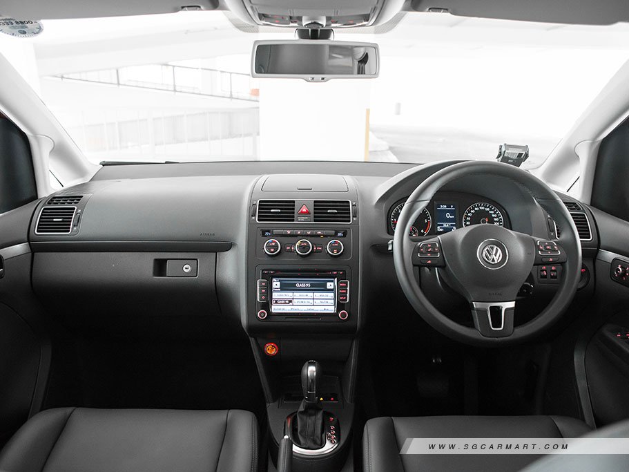 https://i.i-sgcm.com/new_cars/cars/11495/11495_g21