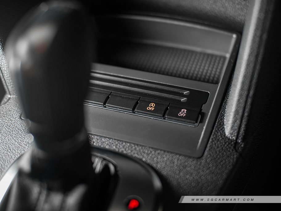 https://i.i-sgcm.com/new_cars/cars/11495/11495_g26