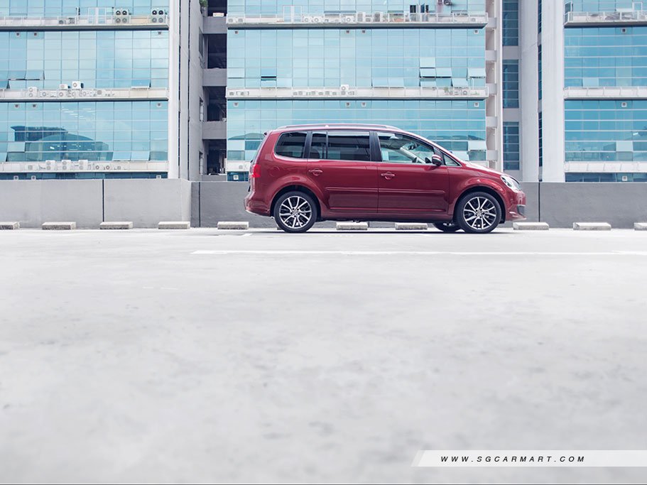 https://i.i-sgcm.com/new_cars/cars/11495/11495_g8