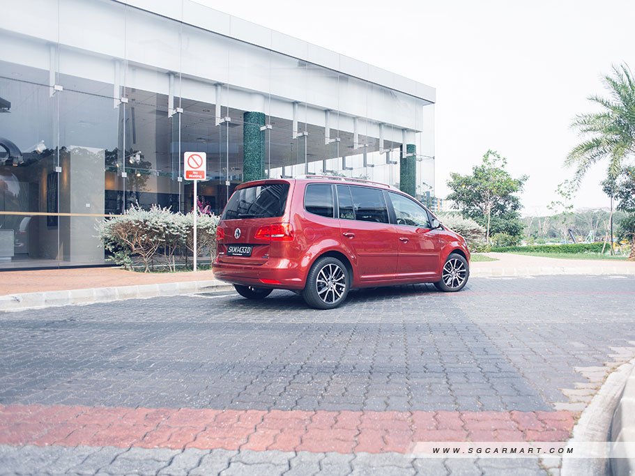 https://i.i-sgcm.com/new_cars/cars/11495/11495_g9