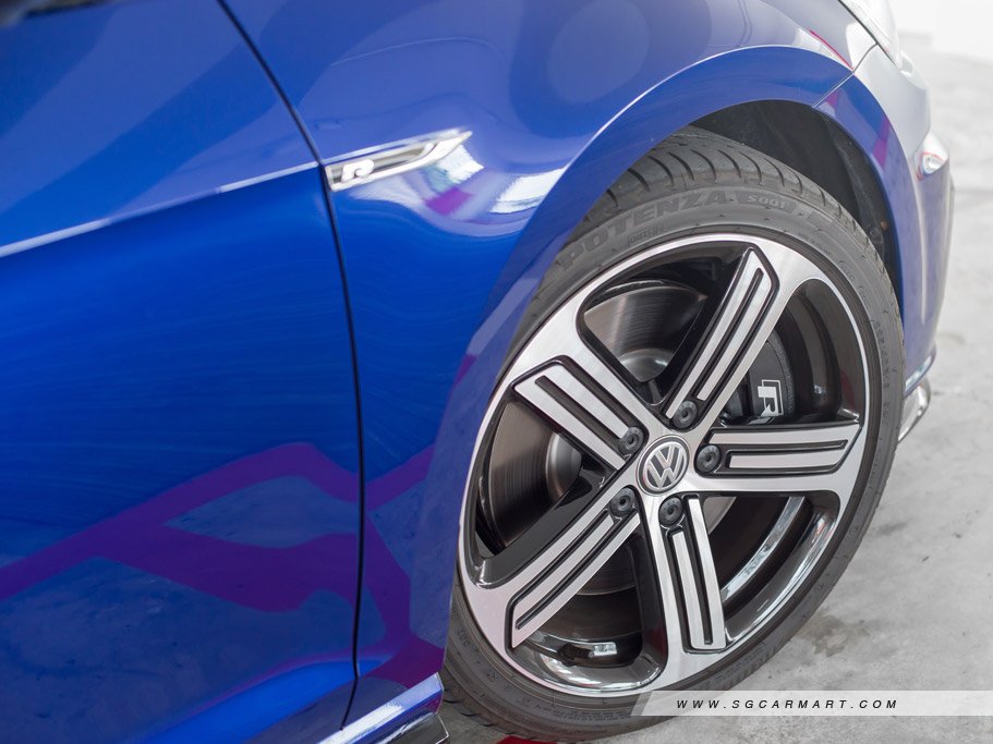 https://i.i-sgcm.com/new_cars/cars/11500/11500_g44