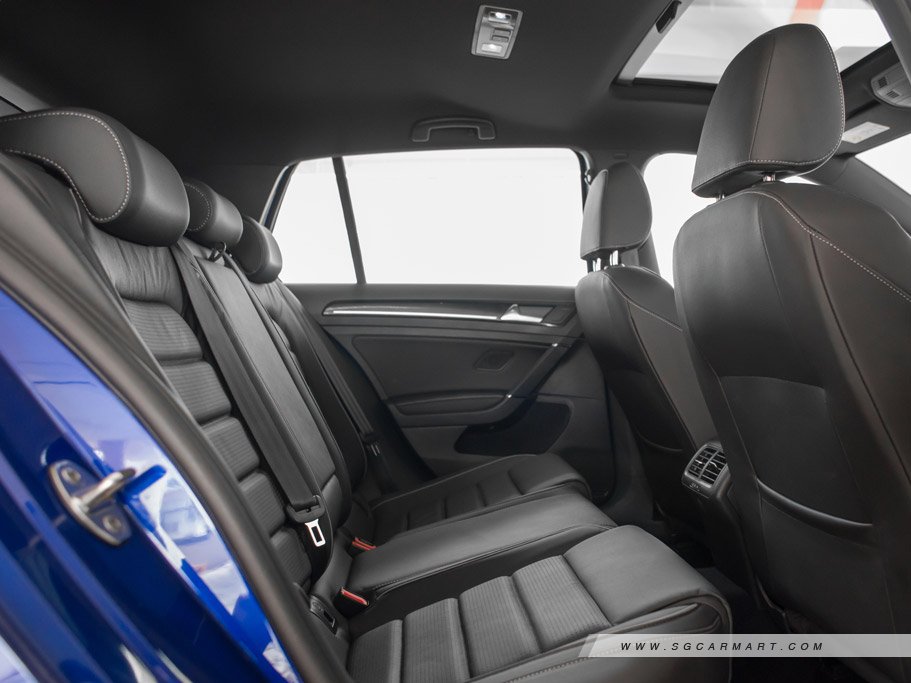 https://i.i-sgcm.com/new_cars/cars/11500/11500_g48