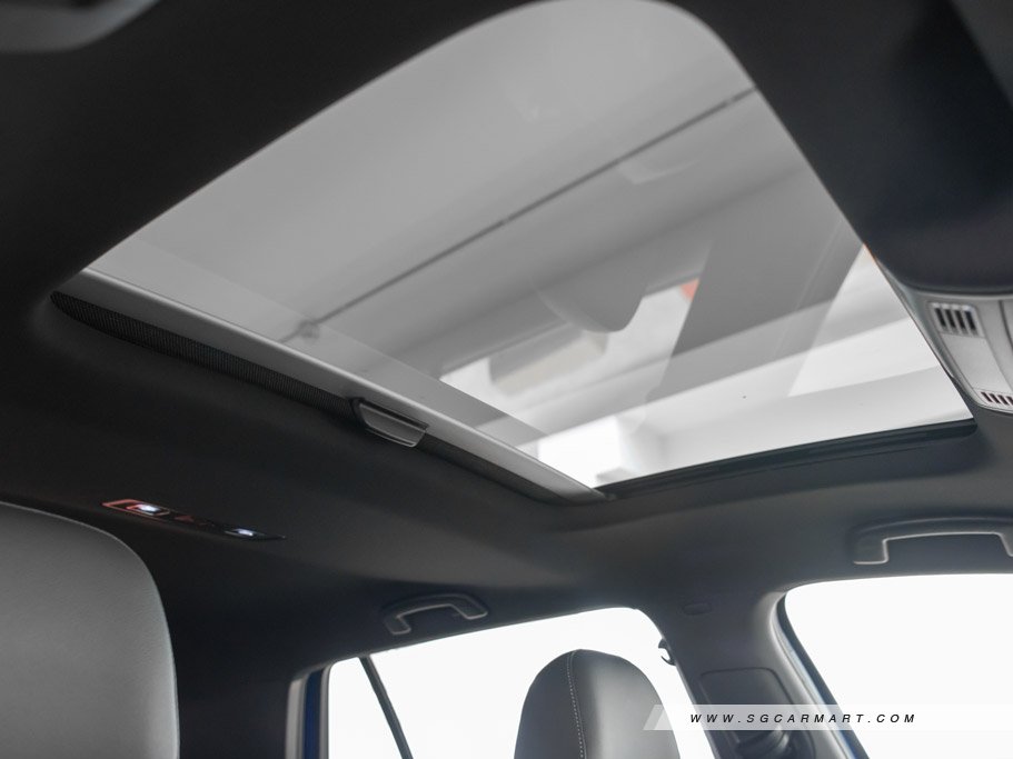 https://i.i-sgcm.com/new_cars/cars/11500/11500_g49