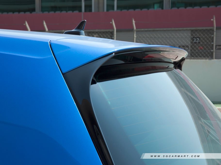 https://i.i-sgcm.com/new_cars/cars/11500/11500_g5
