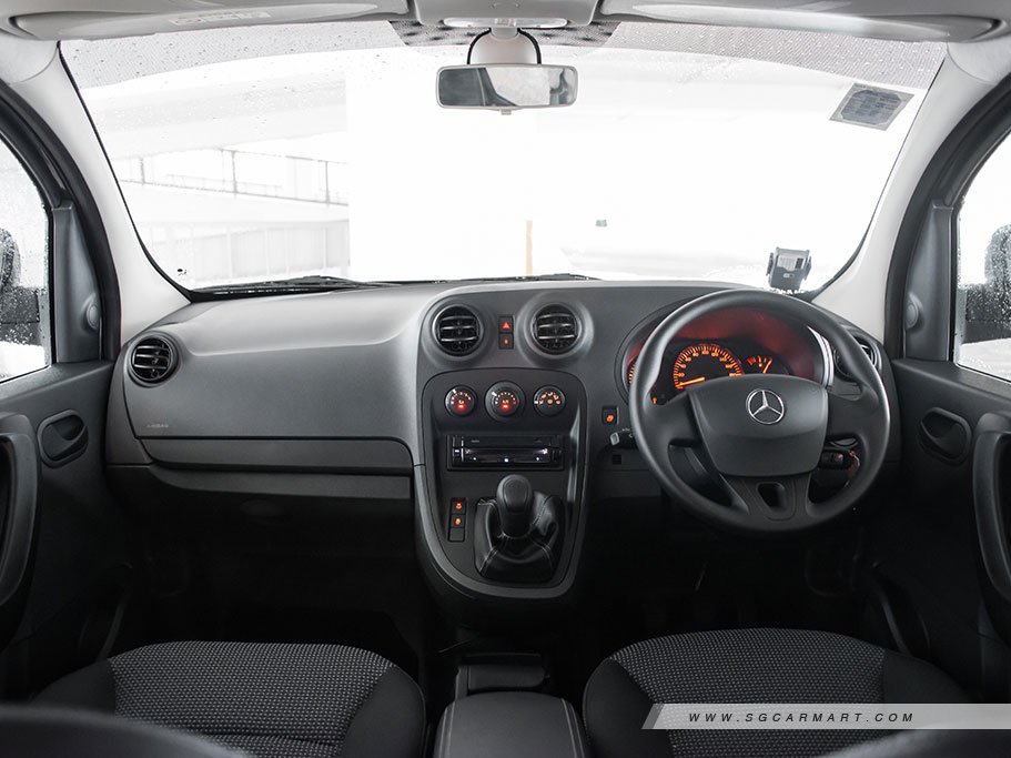 https://i.i-sgcm.com/new_cars/cars/11501/11501_g14