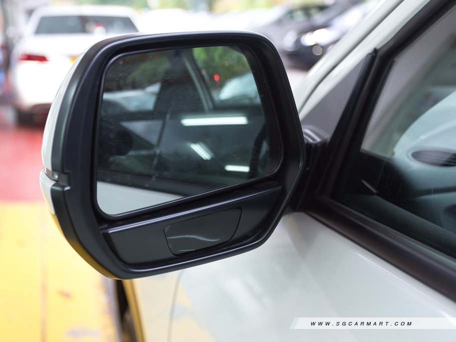 https://i.i-sgcm.com/new_cars/cars/11503/11503_g10