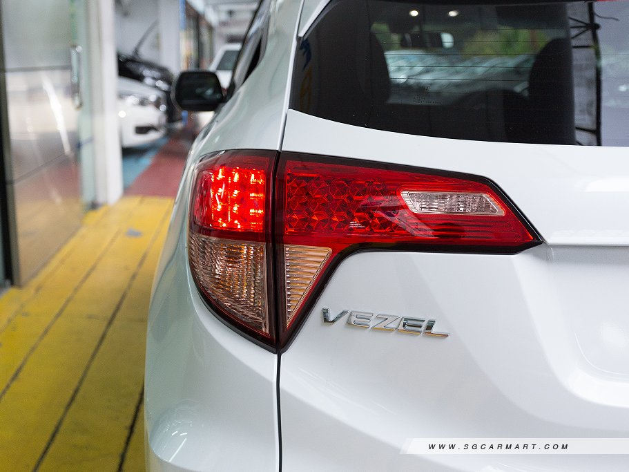 https://i.i-sgcm.com/new_cars/cars/11503/11503_g14