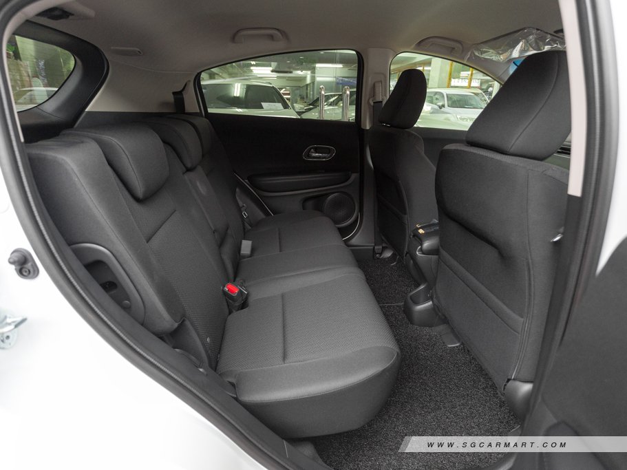 https://i.i-sgcm.com/new_cars/cars/11503/11503_g16
