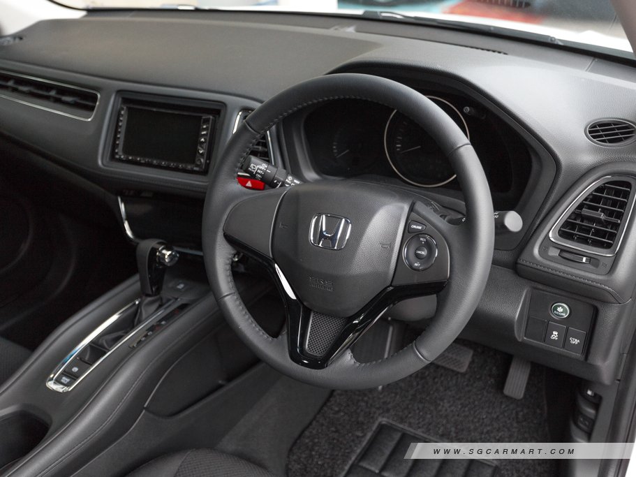 https://i.i-sgcm.com/new_cars/cars/11503/11503_g17