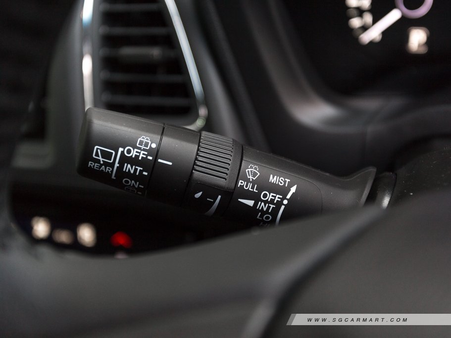 https://i.i-sgcm.com/new_cars/cars/11503/11503_g21