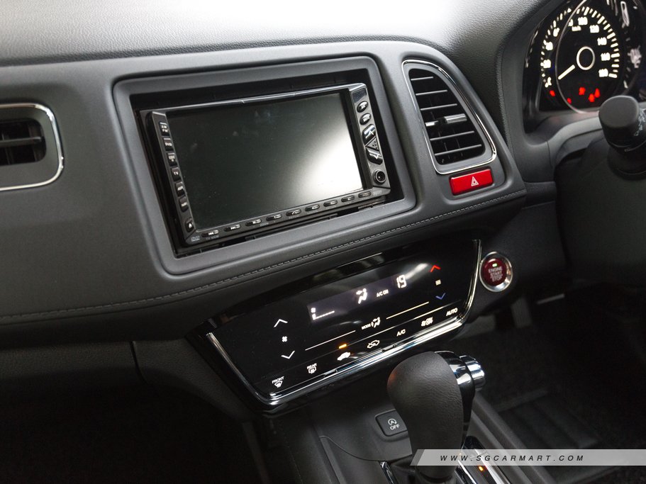 https://i.i-sgcm.com/new_cars/cars/11503/11503_g23