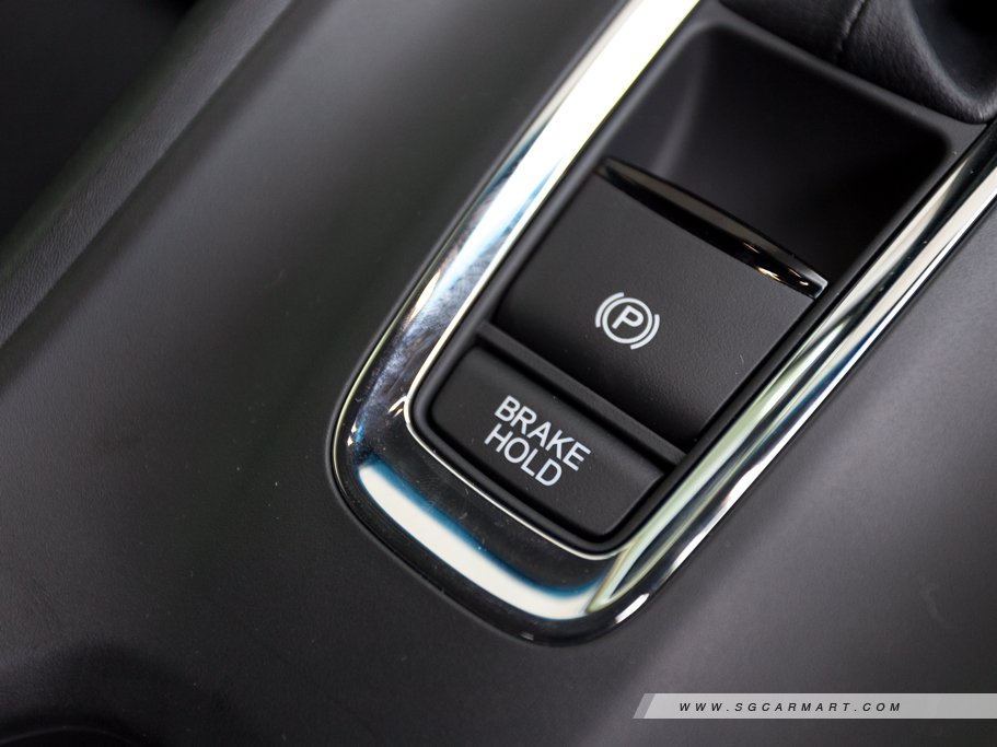 https://i.i-sgcm.com/new_cars/cars/11503/11503_g26
