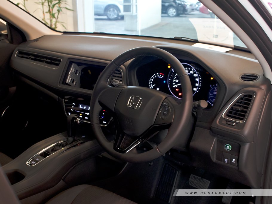 https://i.i-sgcm.com/new_cars/cars/11503/11503_g62