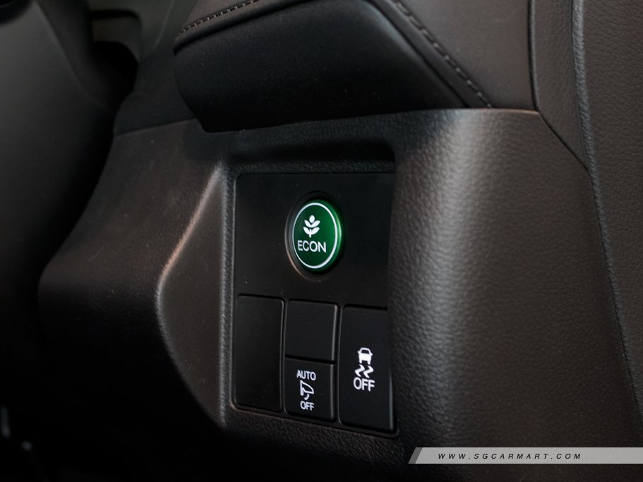https://i.i-sgcm.com/new_cars/cars/11503/11503_g68